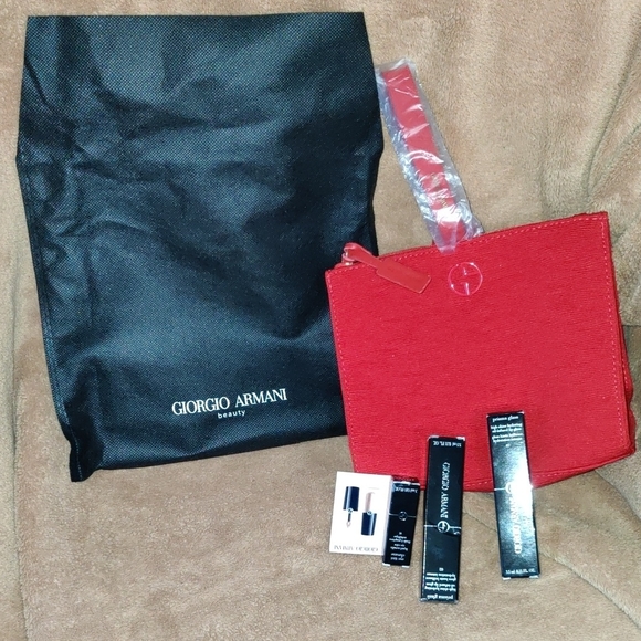Giorgio Armani Accessories - Giorgio Armani Red and Black Beauty Set 7inDx7.5inD